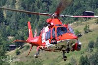 Die bewährte Agusta AW109 Da Vinci im Landeanflug Die bewährte Agusta AW109 Da Vinci im Landeanflug